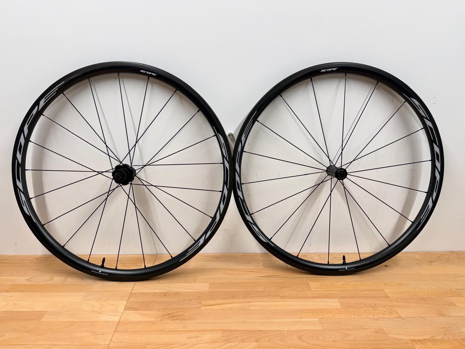 Scope R3 rim brake – Wheelset – Shimano white